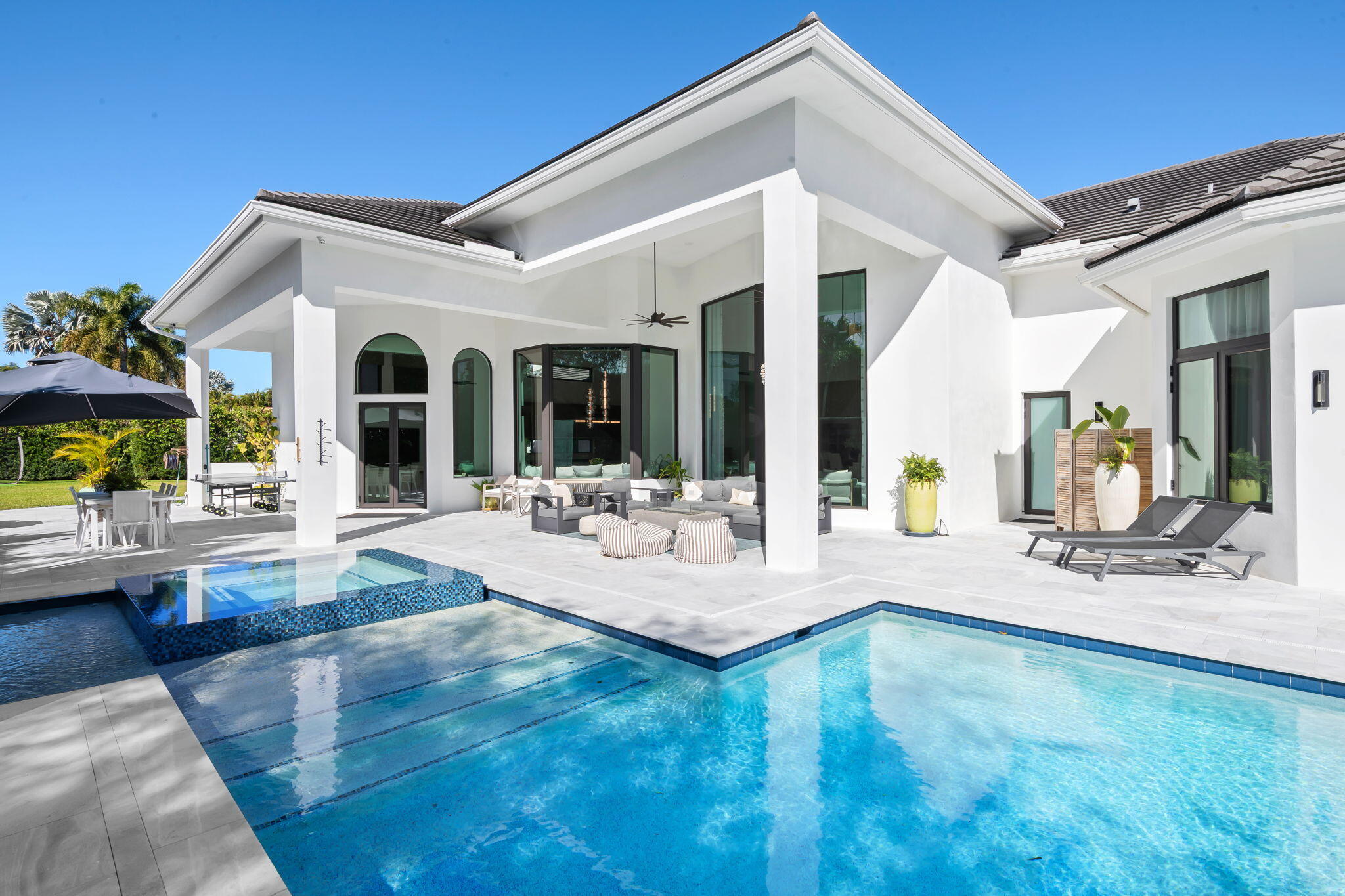 LONG LAKE ESTATES - Residential