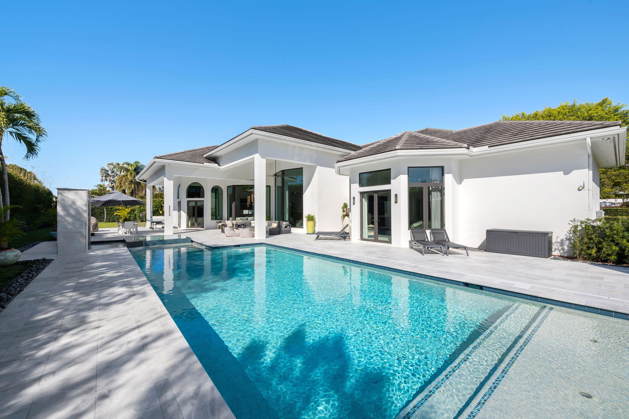 LONG LAKE ESTATES - Residential