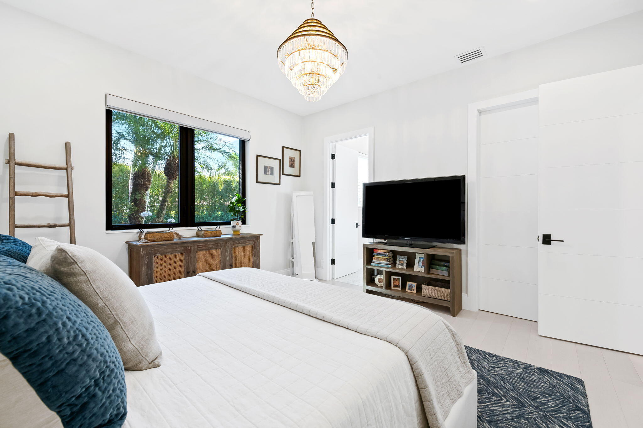 LONG LAKE ESTATES - Residential