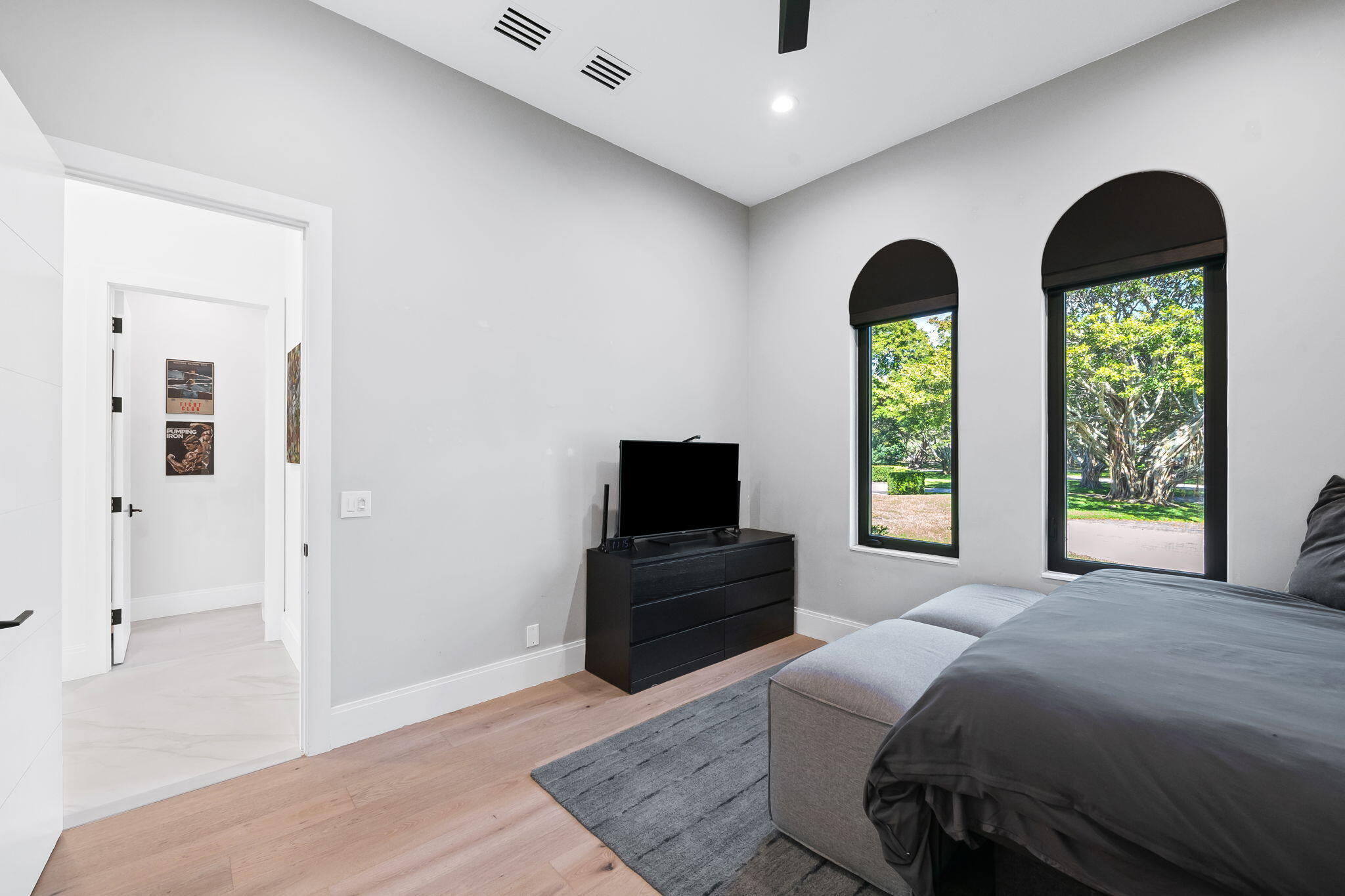 LONG LAKE ESTATES - Residential