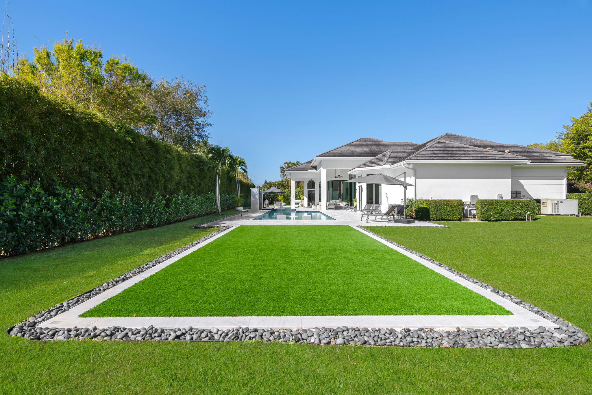 LONG LAKE ESTATES - Residential