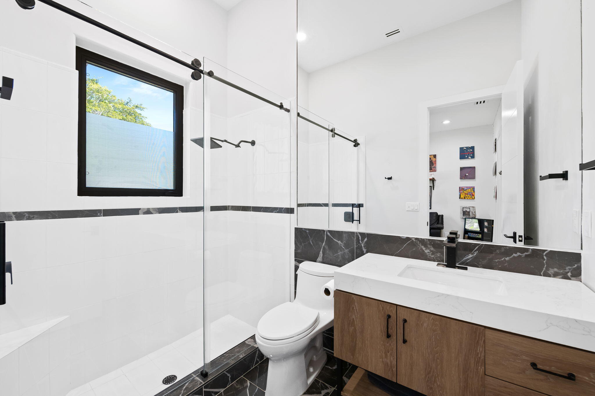 LONG LAKE ESTATES - Residential