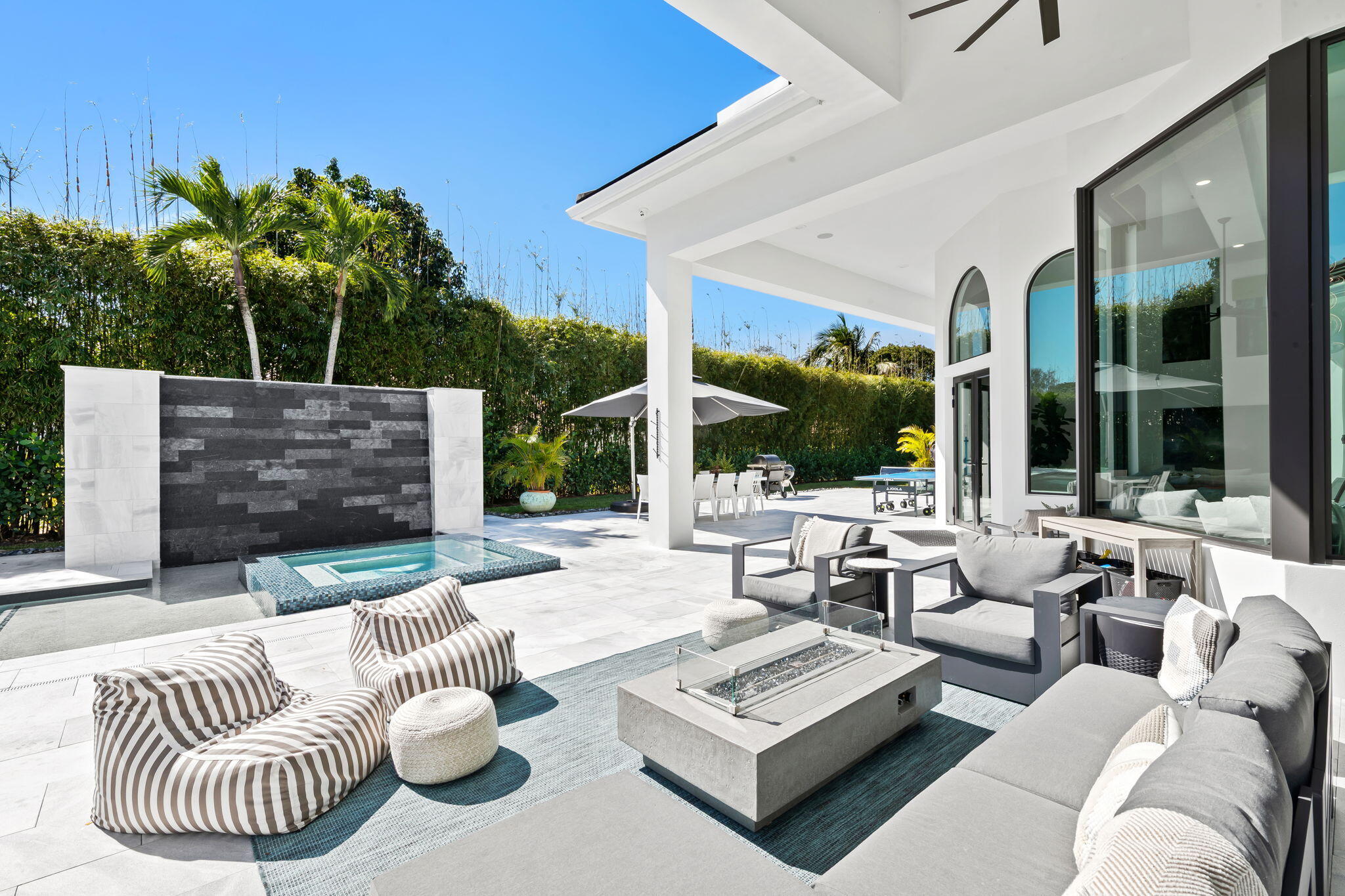 LONG LAKE ESTATES - Residential