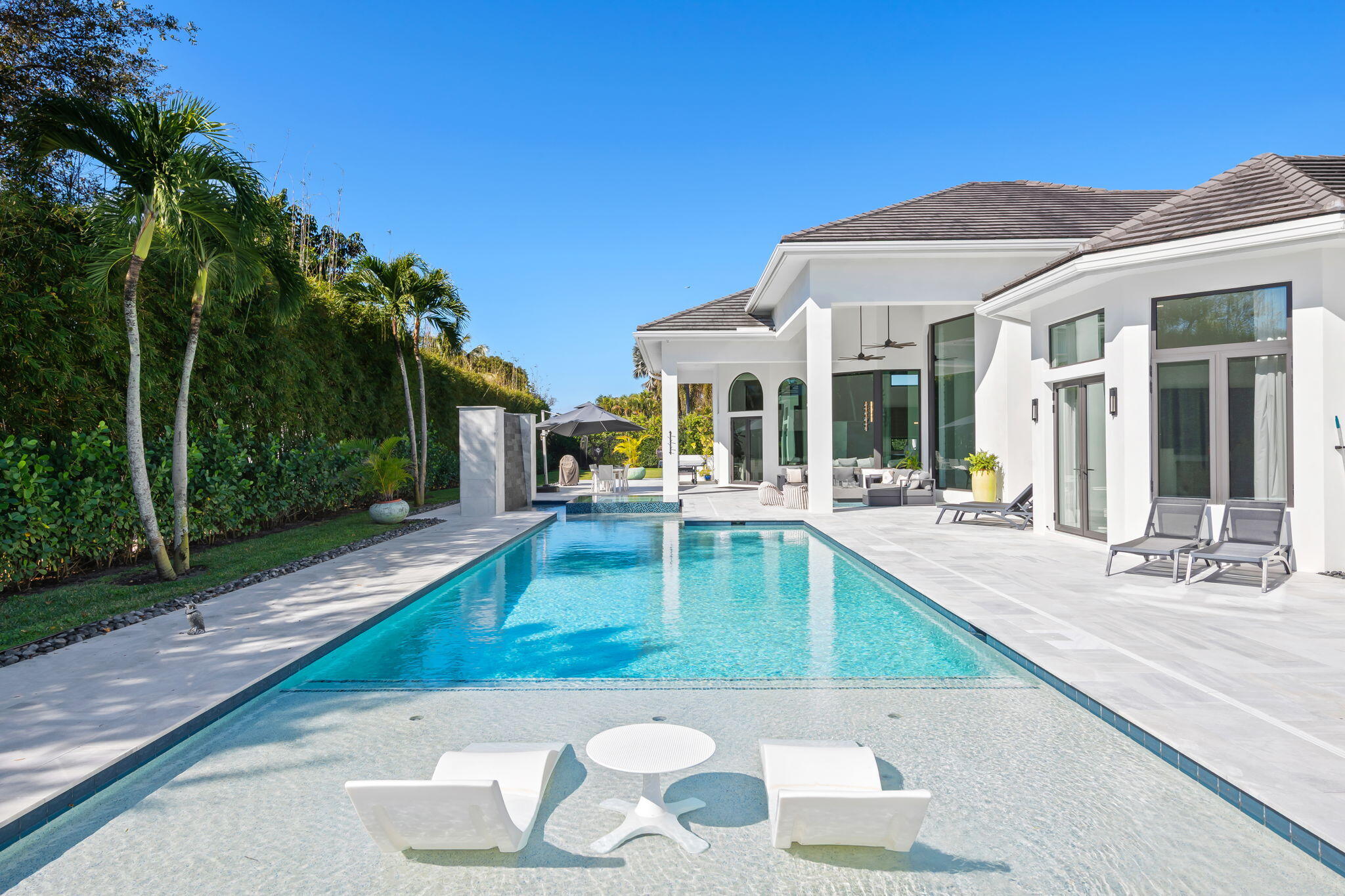 LONG LAKE ESTATES - Residential