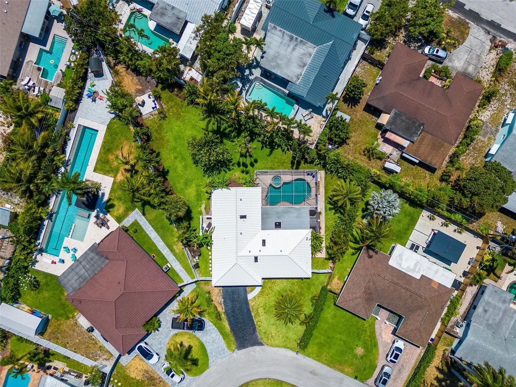 Photo of 2701 NE 2nd Court, Boca Raton, FL 33431 (MLS # F10446075)