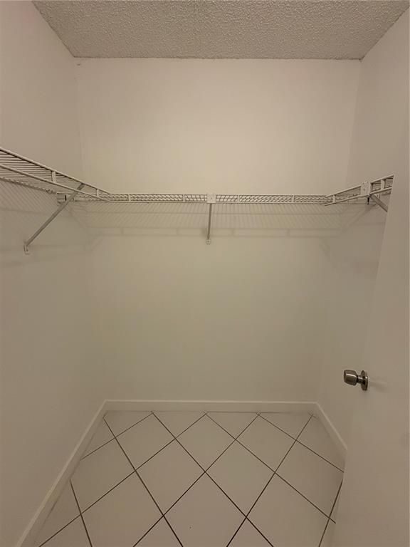 CORAL SPRINGS TOWER CLUB - Residential Lease