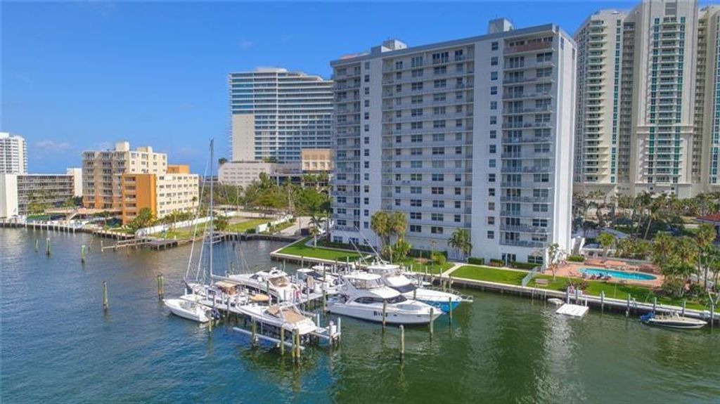 Photo of 77 S Birch Road #5C, Fort Lauderdale, FL 33316 (MLS # F10438659)