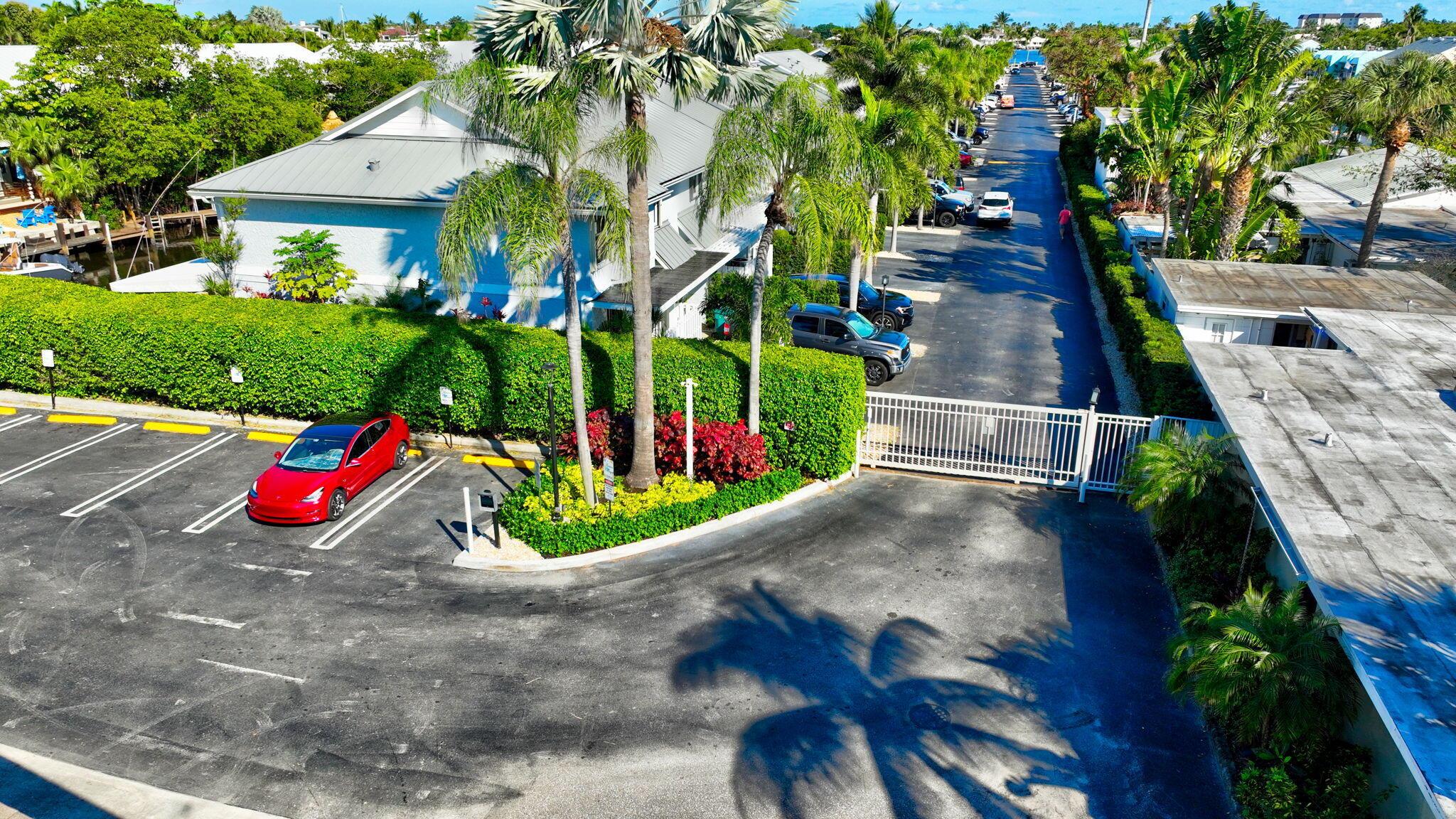 LAKE WORTH MARINER VLG - Residential