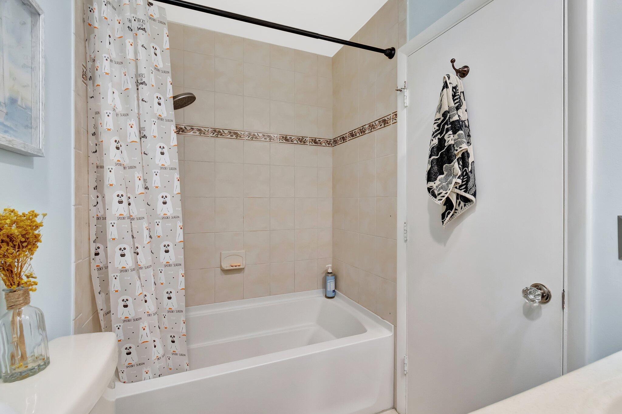 LAKE WORTH MARINER VLG - Residential