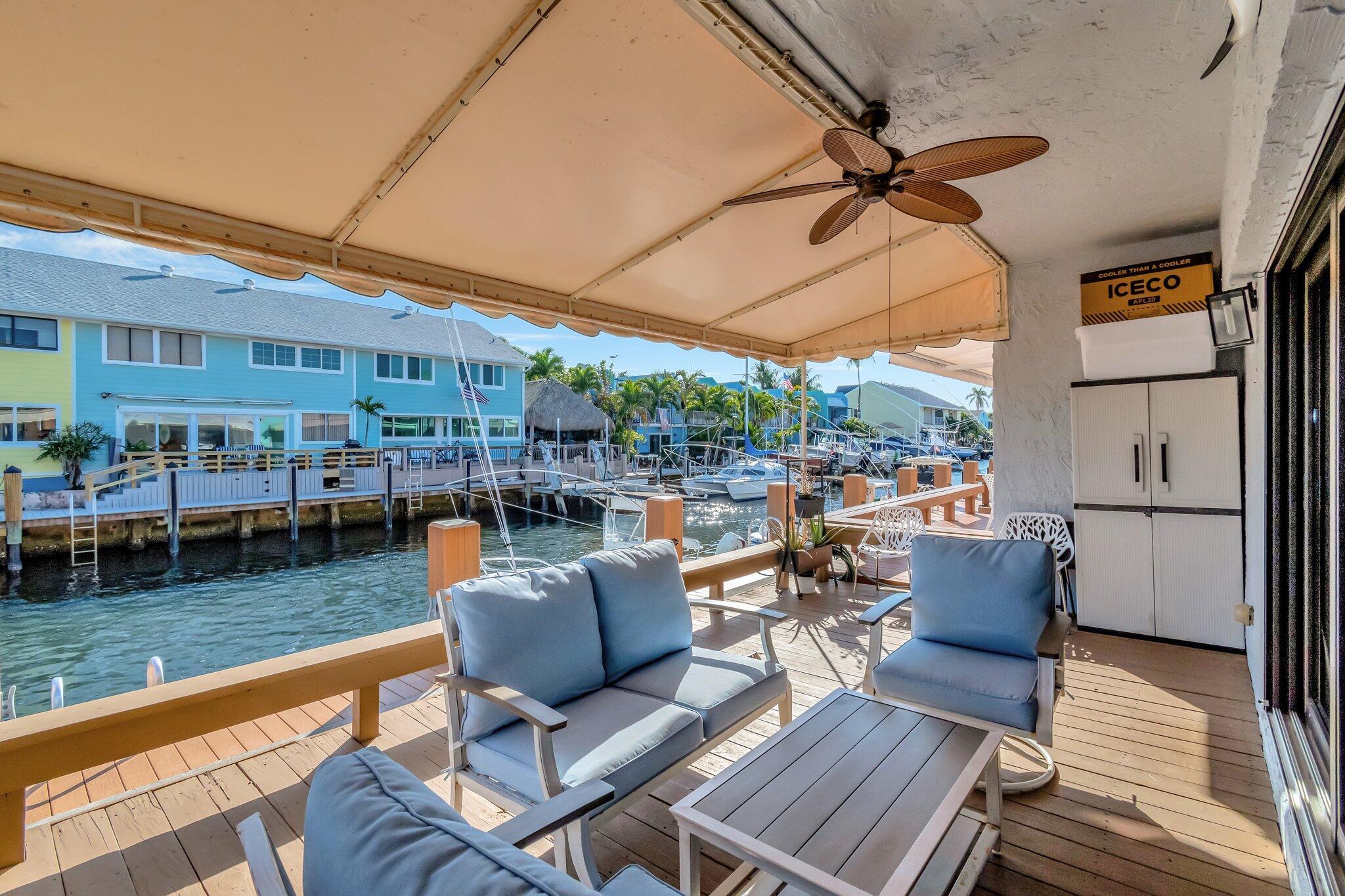LAKE WORTH MARINER VLG - Residential