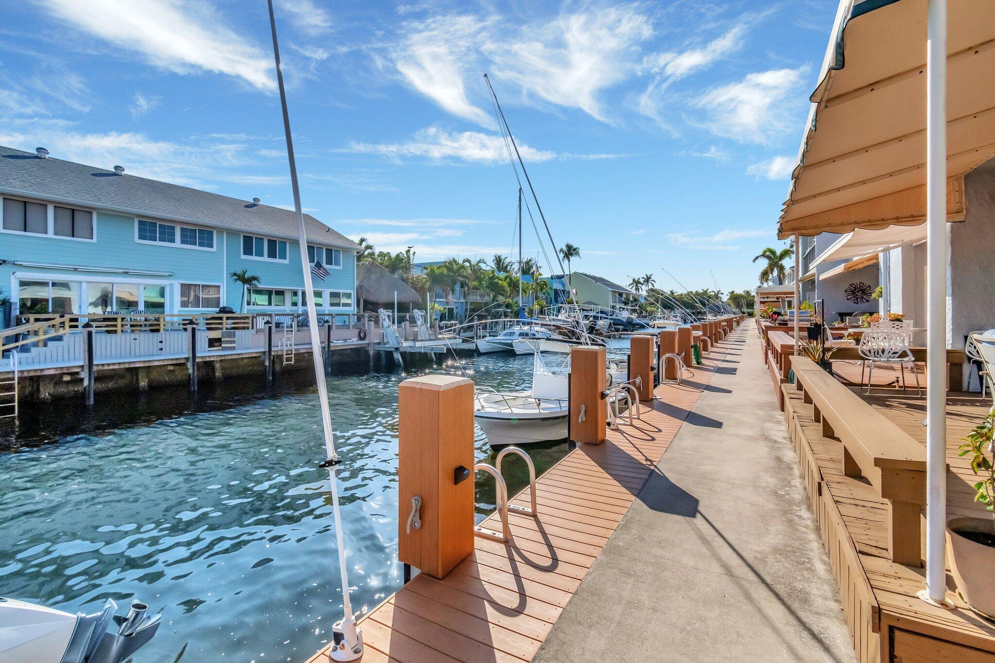 732 NE 12th Terrace 6, Boynton Beach, FL, 33435/$819,000 2 732 NE 12th Terrace 6