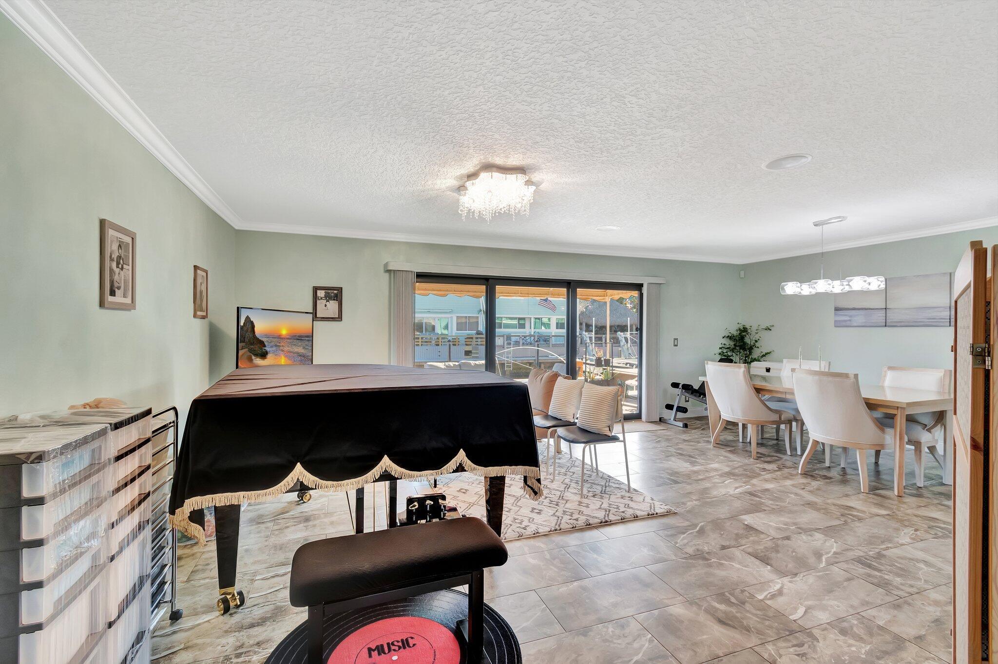 LAKE WORTH MARINER VLG - Residential