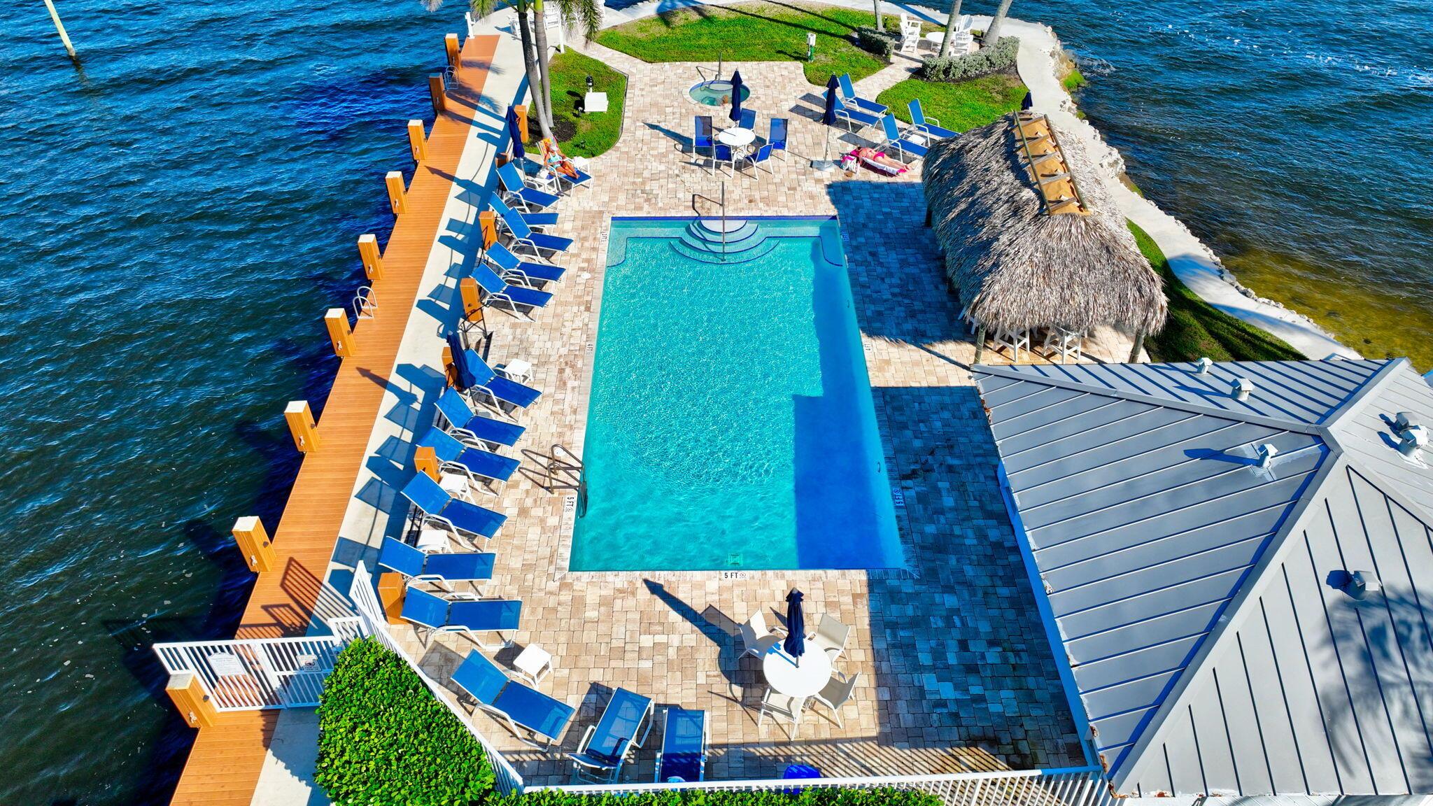 LAKE WORTH MARINER VLG - Residential