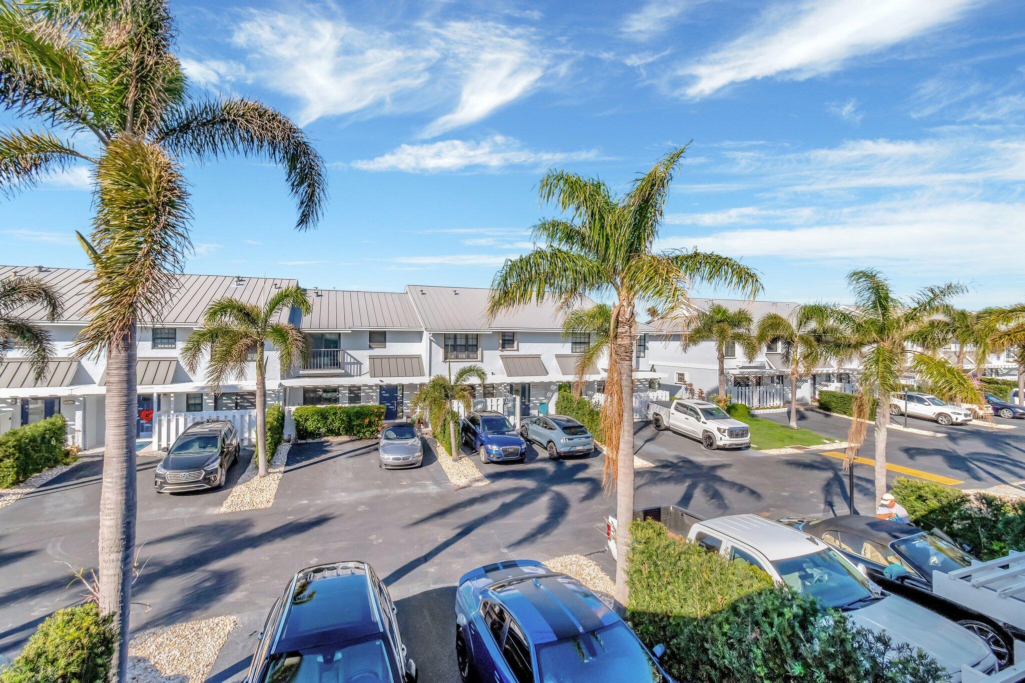 LAKE WORTH MARINER VLG - Residential