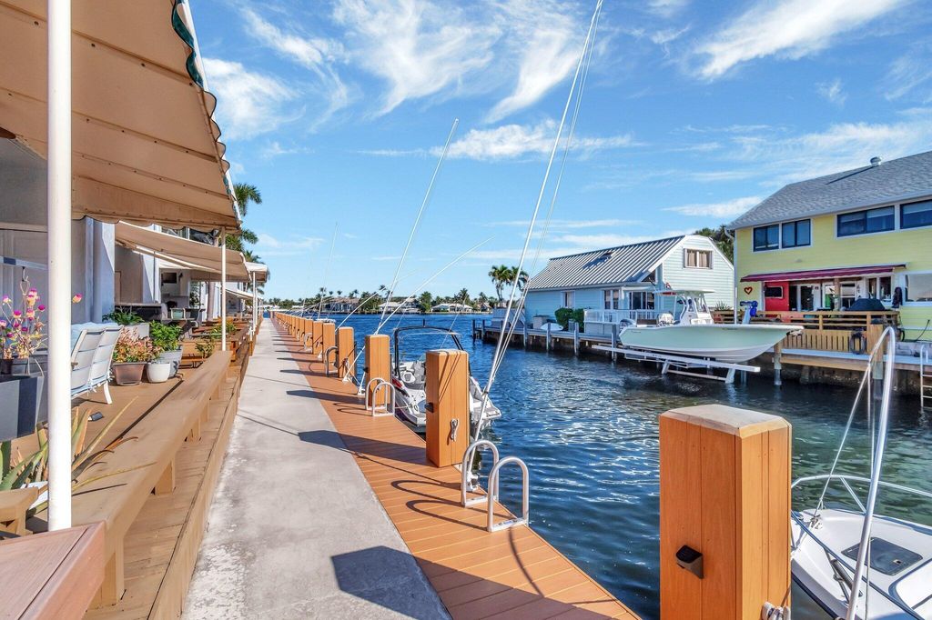 Photo of 732 NE 12th Terrace #6, Boynton Beach, FL 33435 (MLS # R11144957)