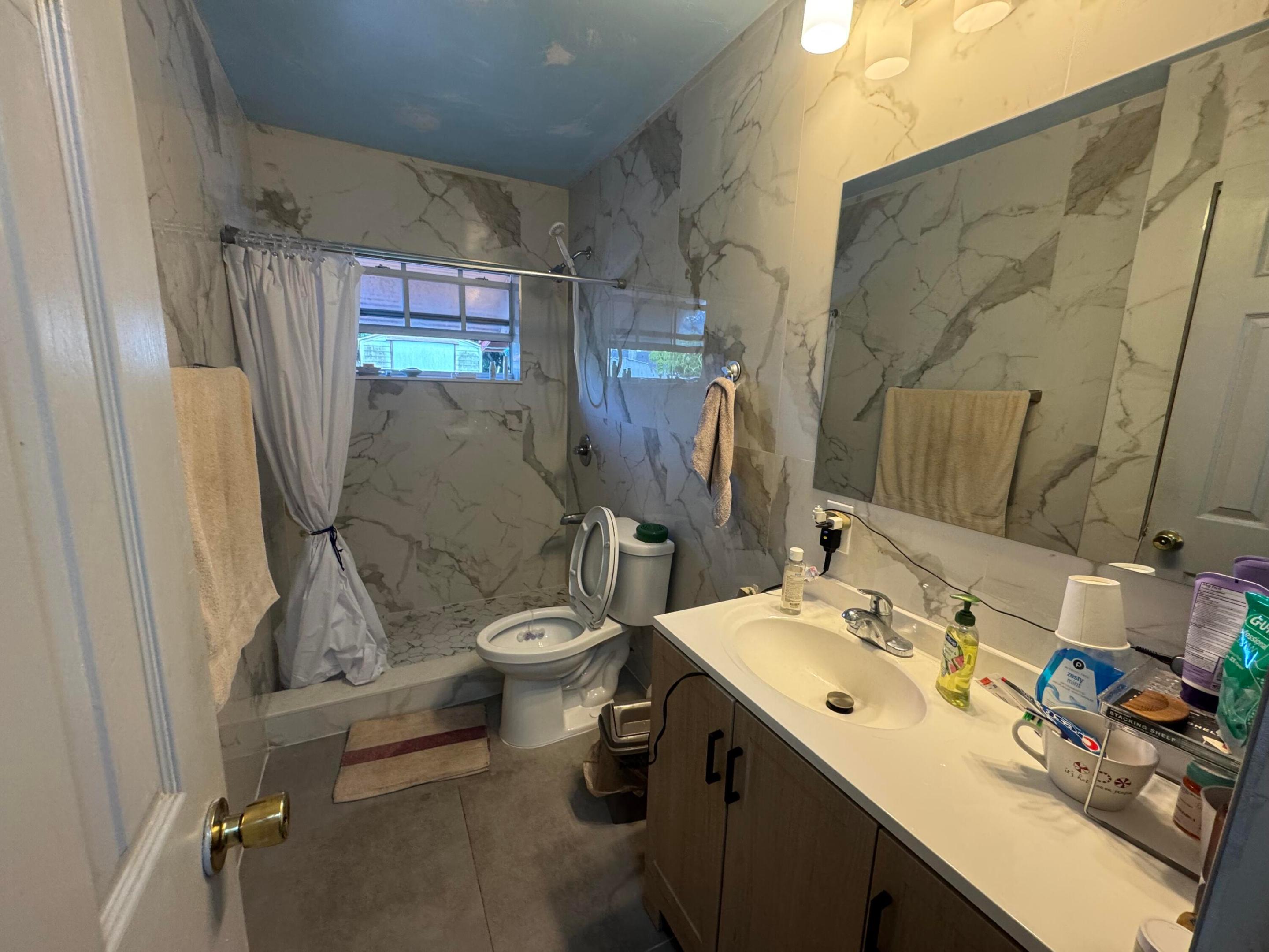 DRIFTWOOD ACRES NO 3 - Residential Lease