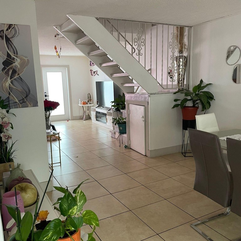 6728 SW 40th Street 6728