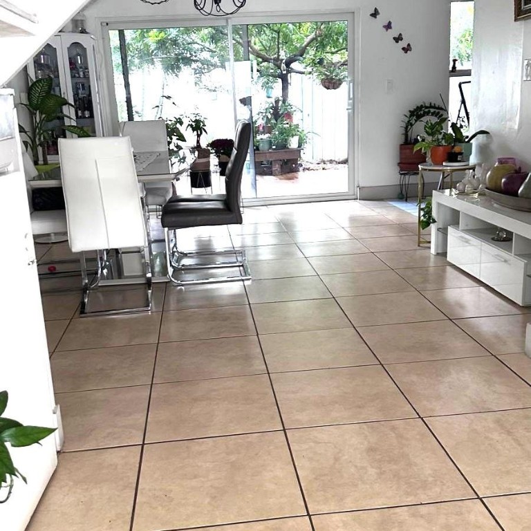 NOVA TOWNHOUSES CONDOMINI - Residential