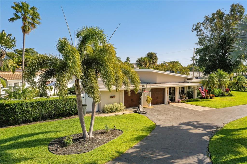 BEACON LIGHT SHOPPING CTR - Residential