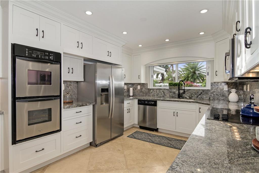 BEACON LIGHT SHOPPING CTR - Residential