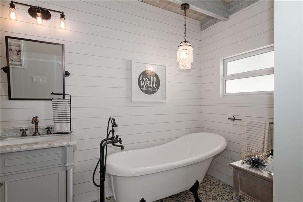 BEACON LIGHT SHOPPING CTR - Residential