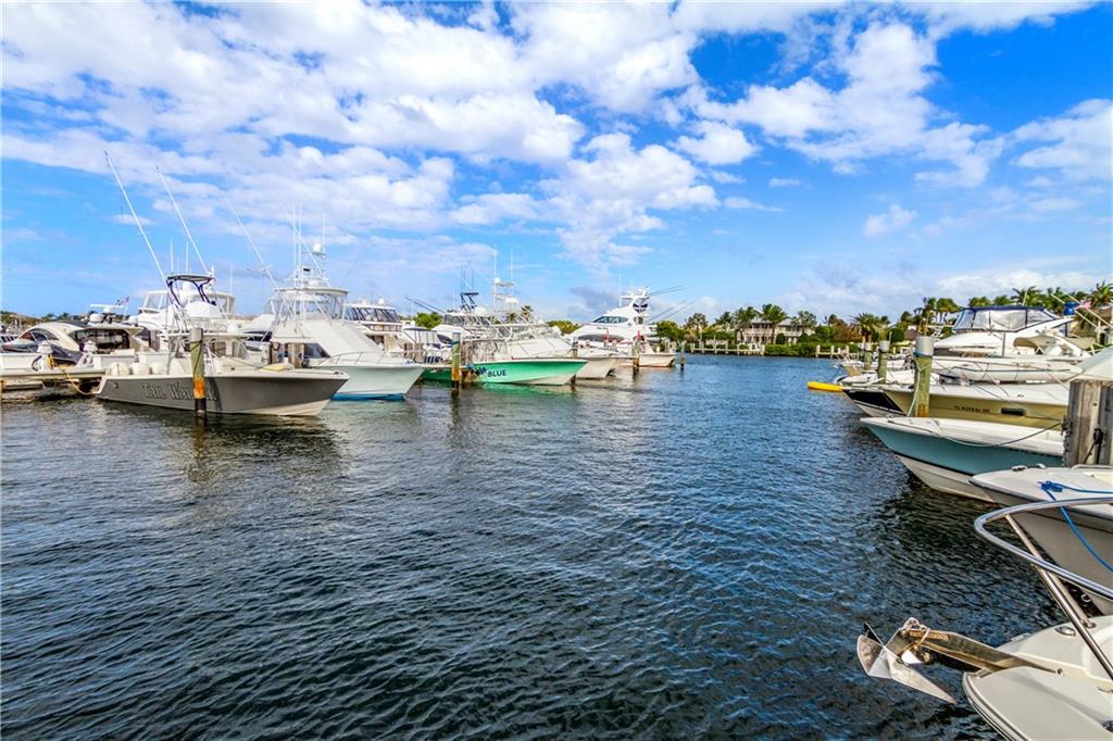 BEACON LIGHT SHOPPING CTR - Residential