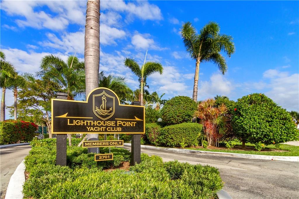 BEACON LIGHT SHOPPING CTR - Residential