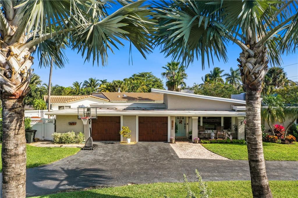 BEACON LIGHT SHOPPING CTR - Residential