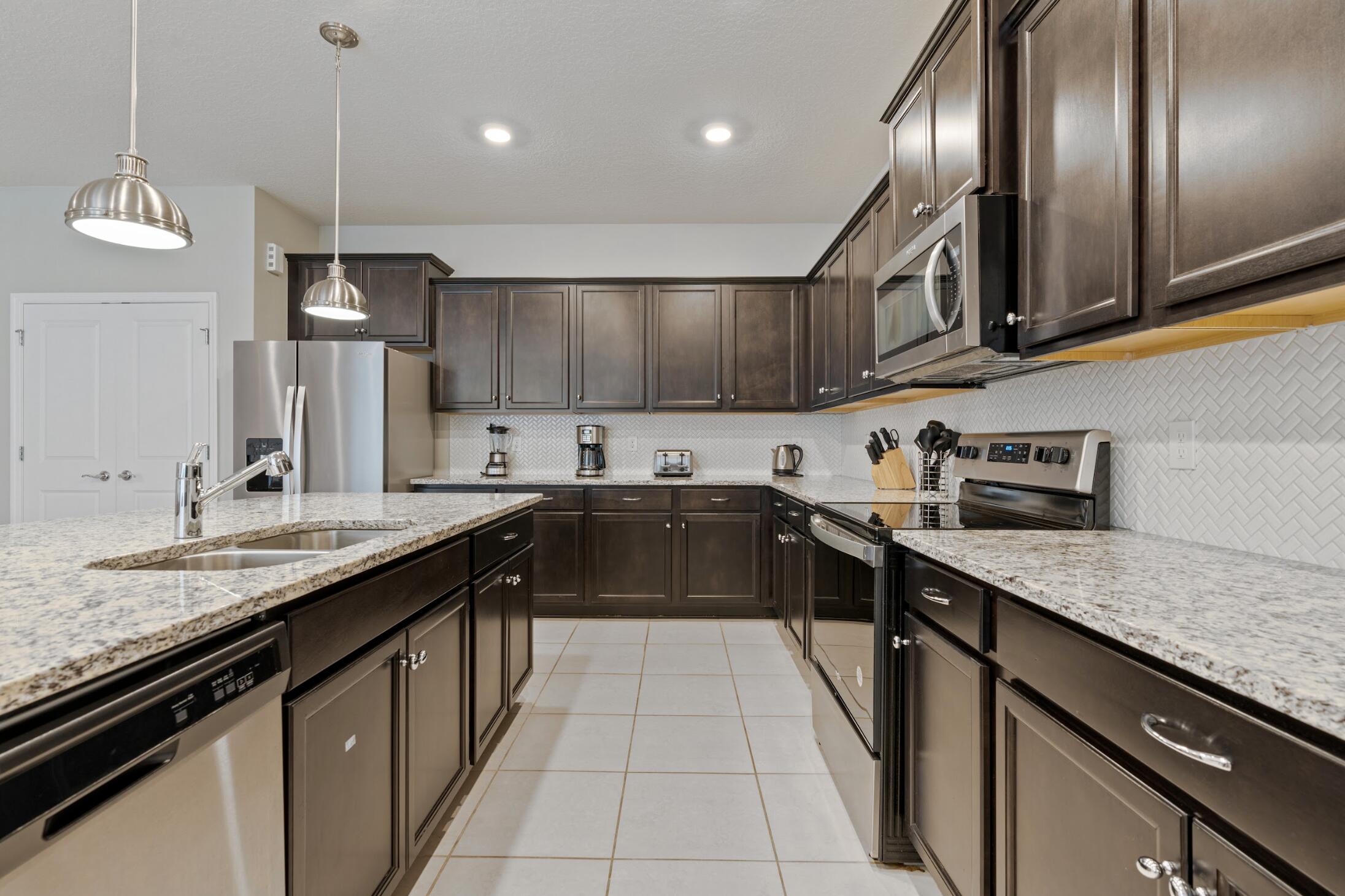 WINDSOR ISLAND RESORT PHASE 3 - Residential