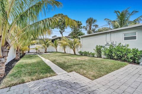 Tiny photo for 1969 NE 5th Street #1-2, Deerfield Beach, FL 33441 (MLS # B26029190)