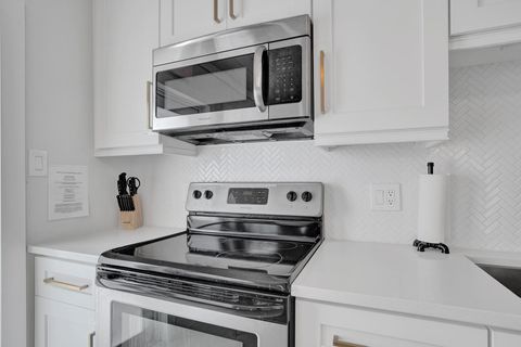 Tiny photo for 1969 NE 5th Street #1-2, Deerfield Beach, FL 33441 (MLS # B26029190)