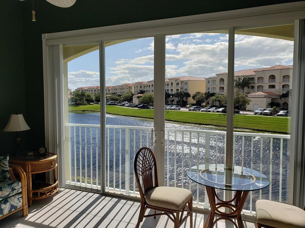 Photo of 1 Harbour Isle Drive Dr E #206, Fort Pierce, FL 34949 (MLS # R10698230)