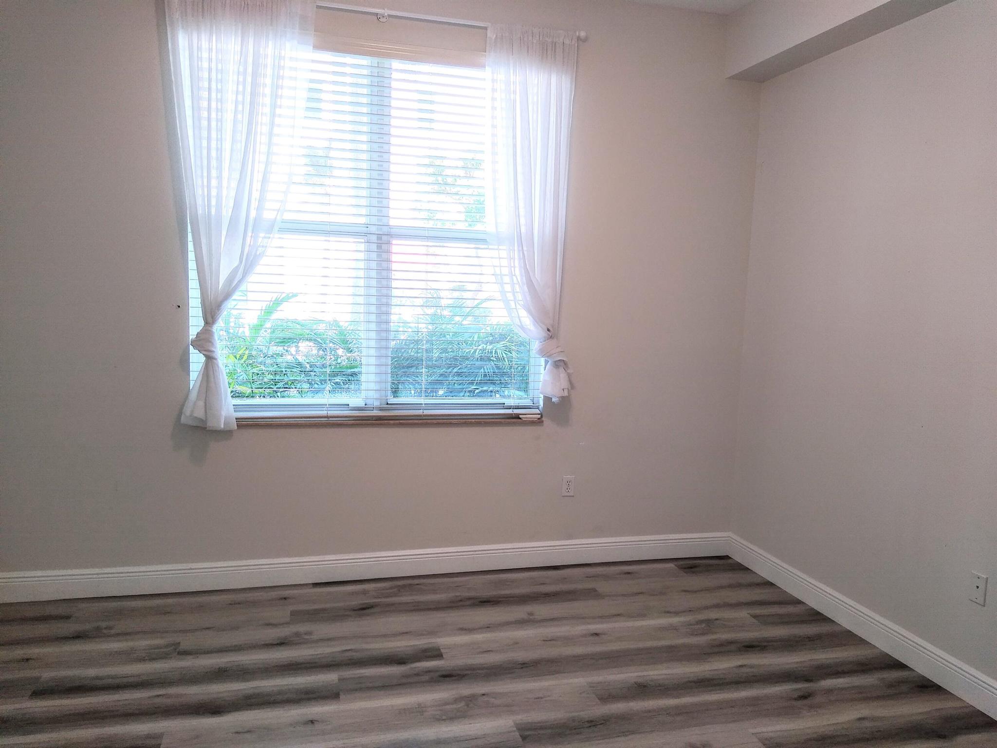 Moorings at Lantana - Residential Lease