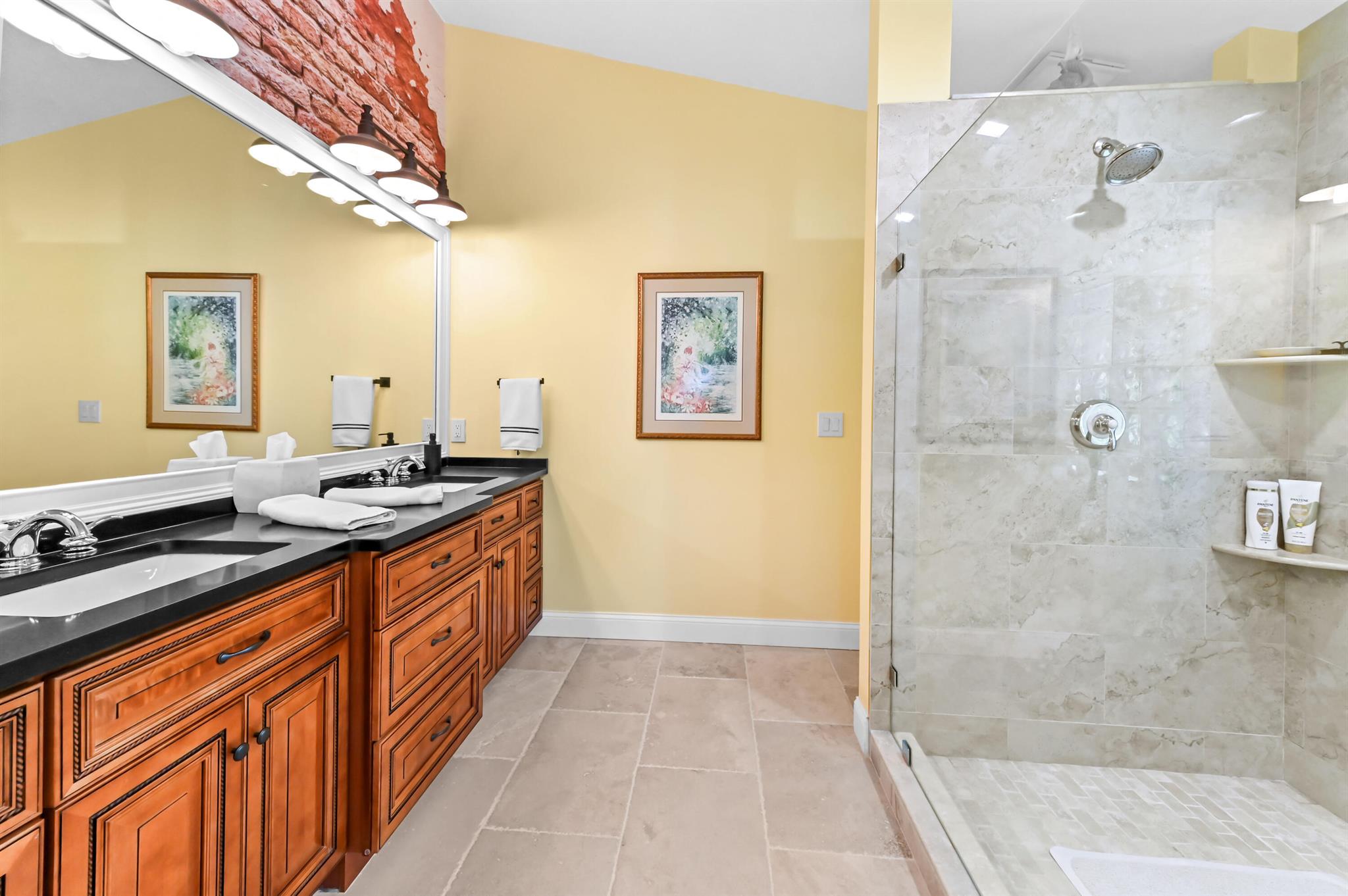 FOREST GLADE - Residential