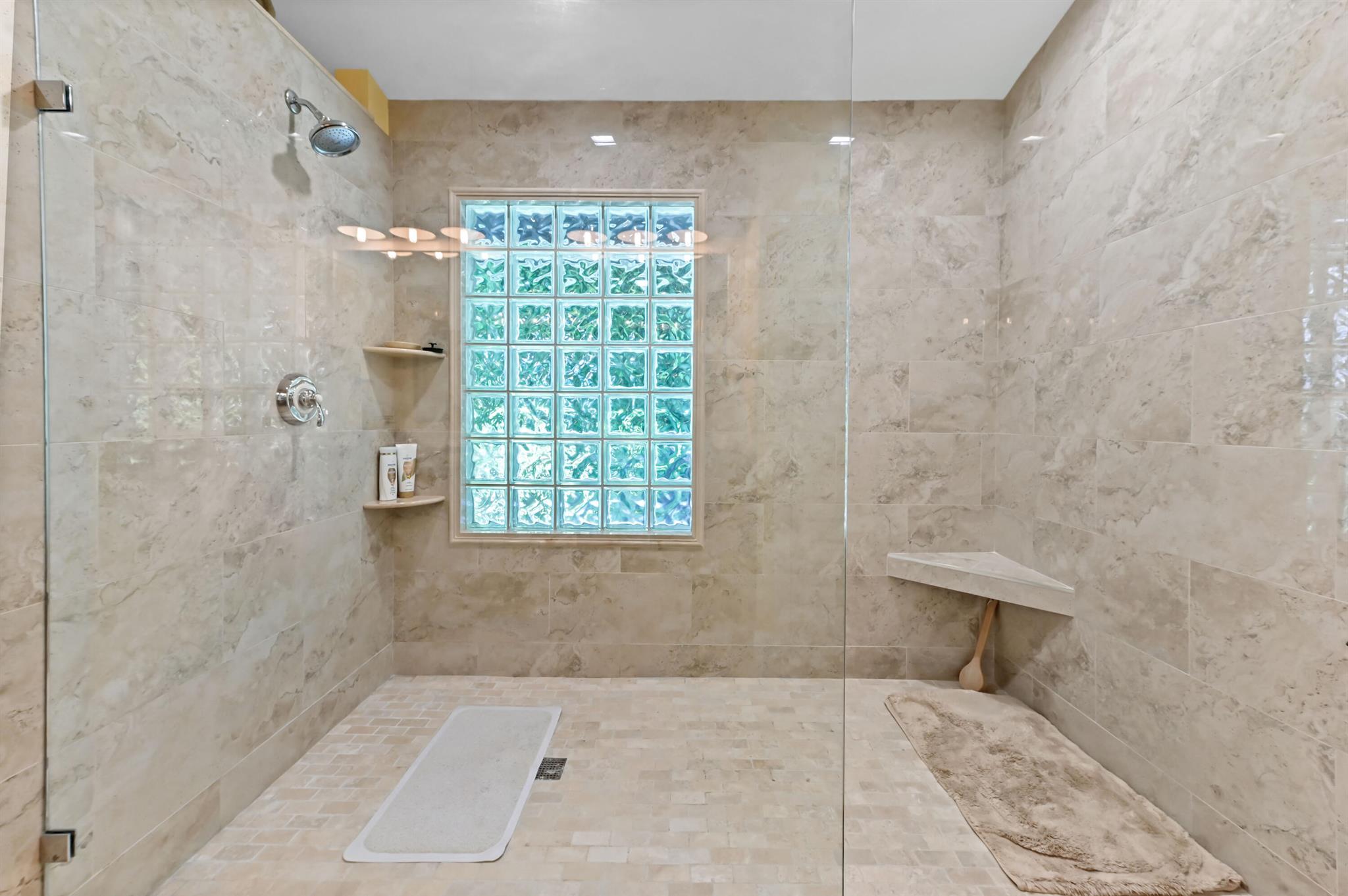 FOREST GLADE - Residential