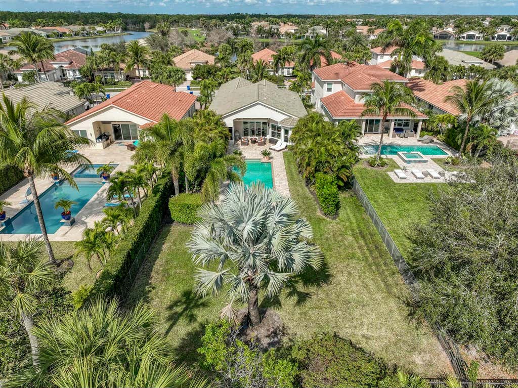 Photo of 208 Carina Drive, Jupiter, FL 33478 (MLS # R11060127)