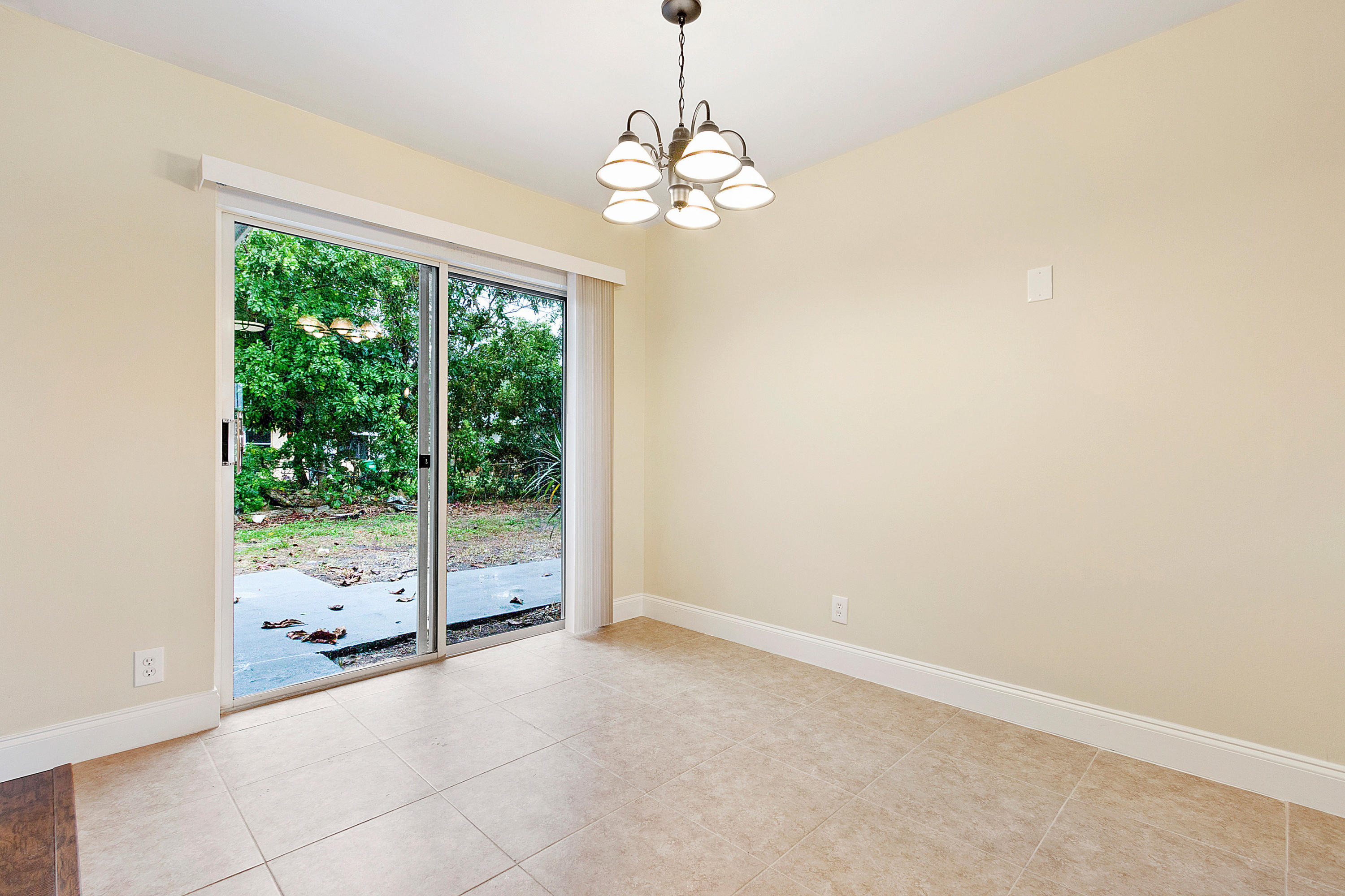 KINGSLAND PINES - Residential