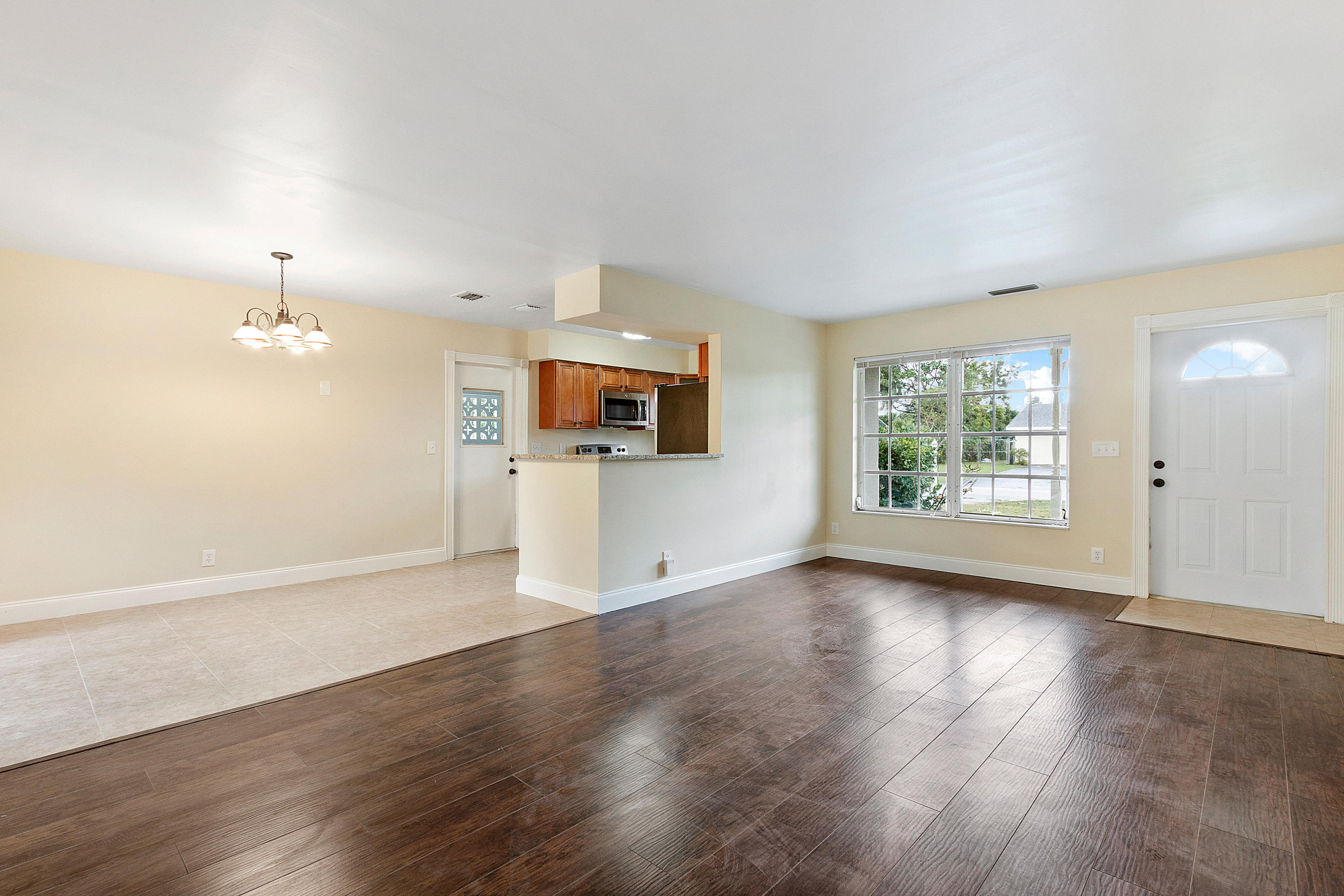 KINGSLAND PINES - Residential