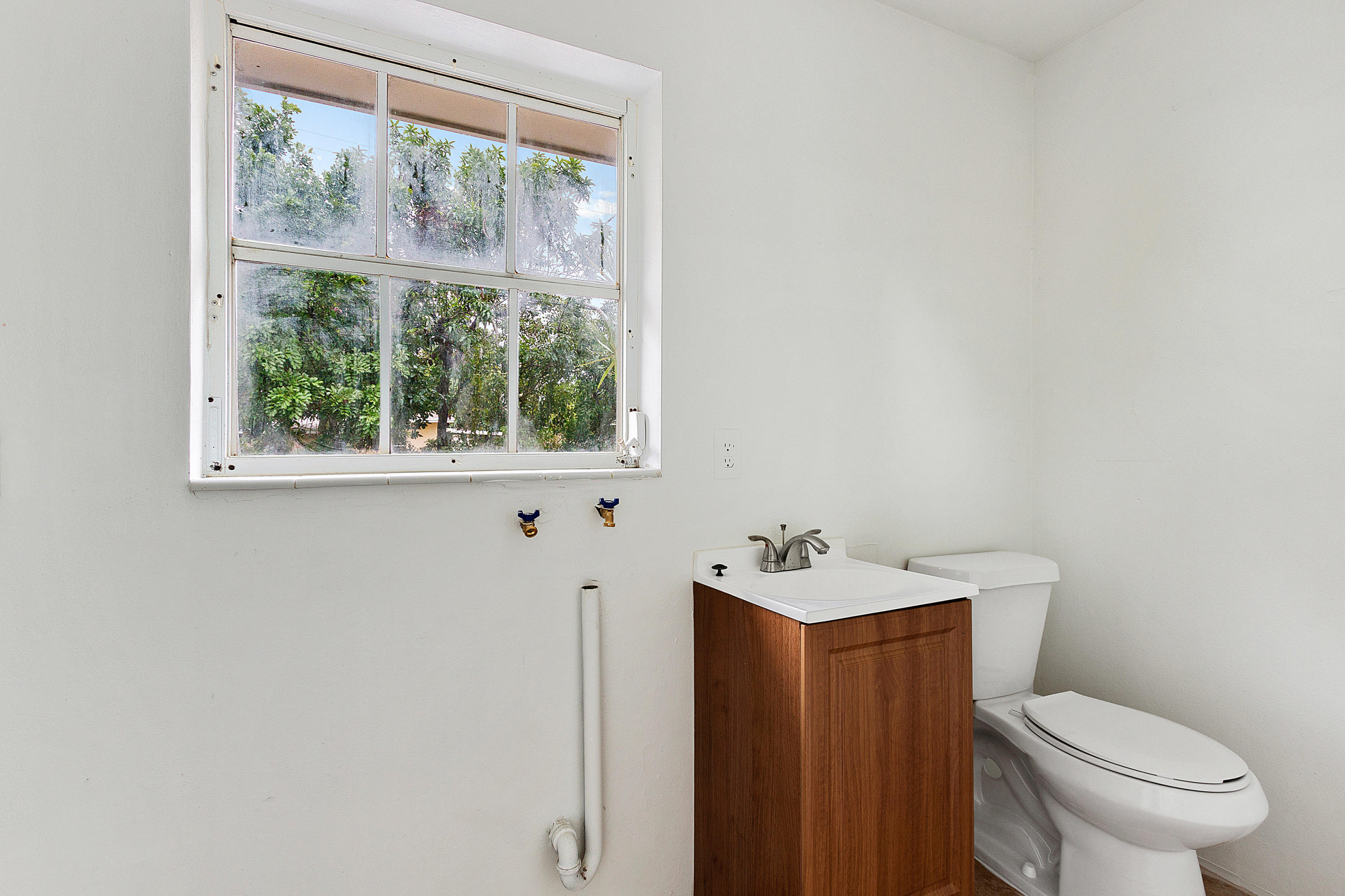 KINGSLAND PINES - Residential