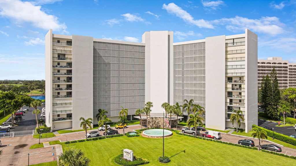 Photo of 336 Golfview Road #1016, North Palm Beach, FL 33408 (MLS # R11122069)