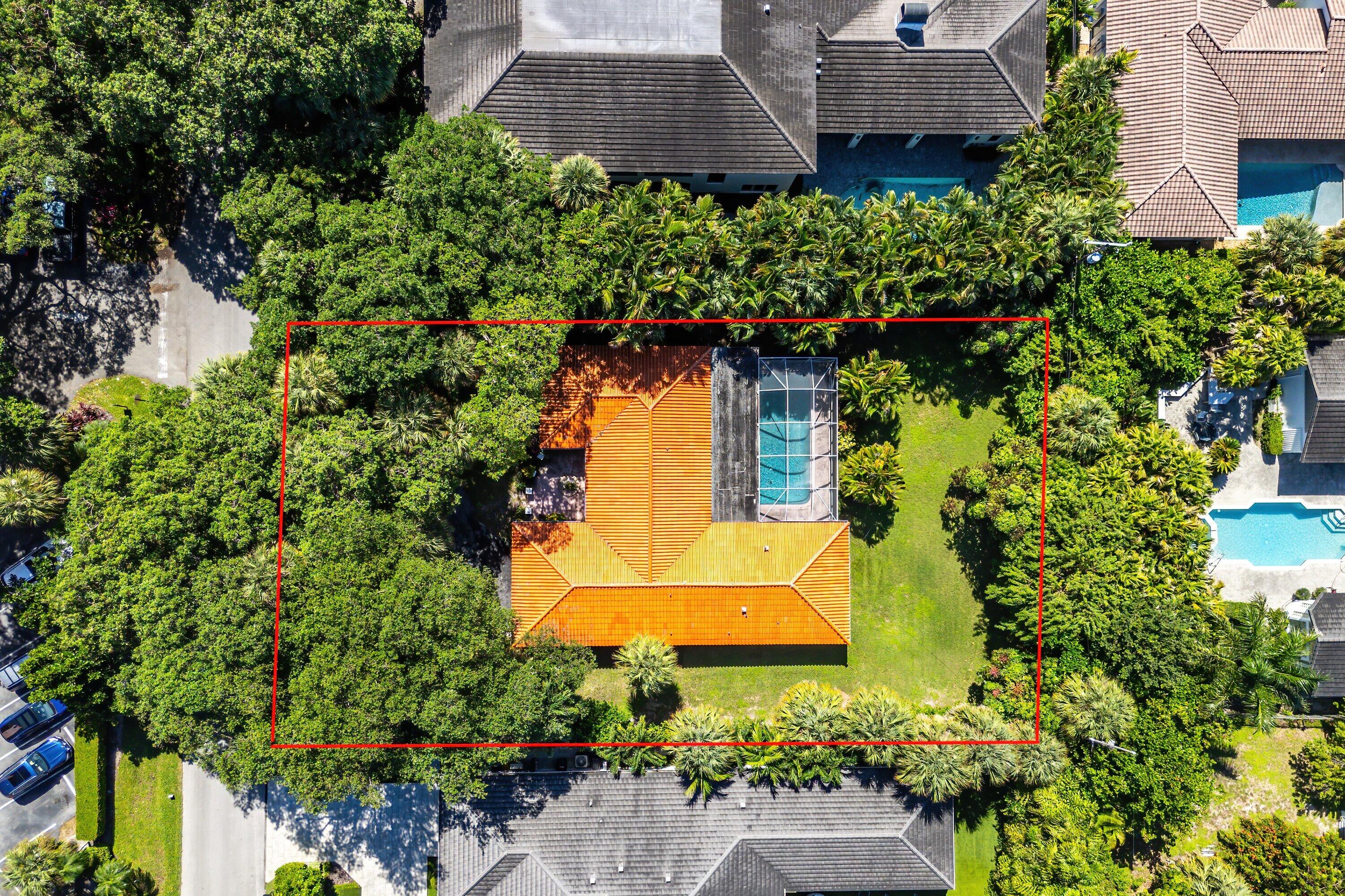 1075 Banyan Road