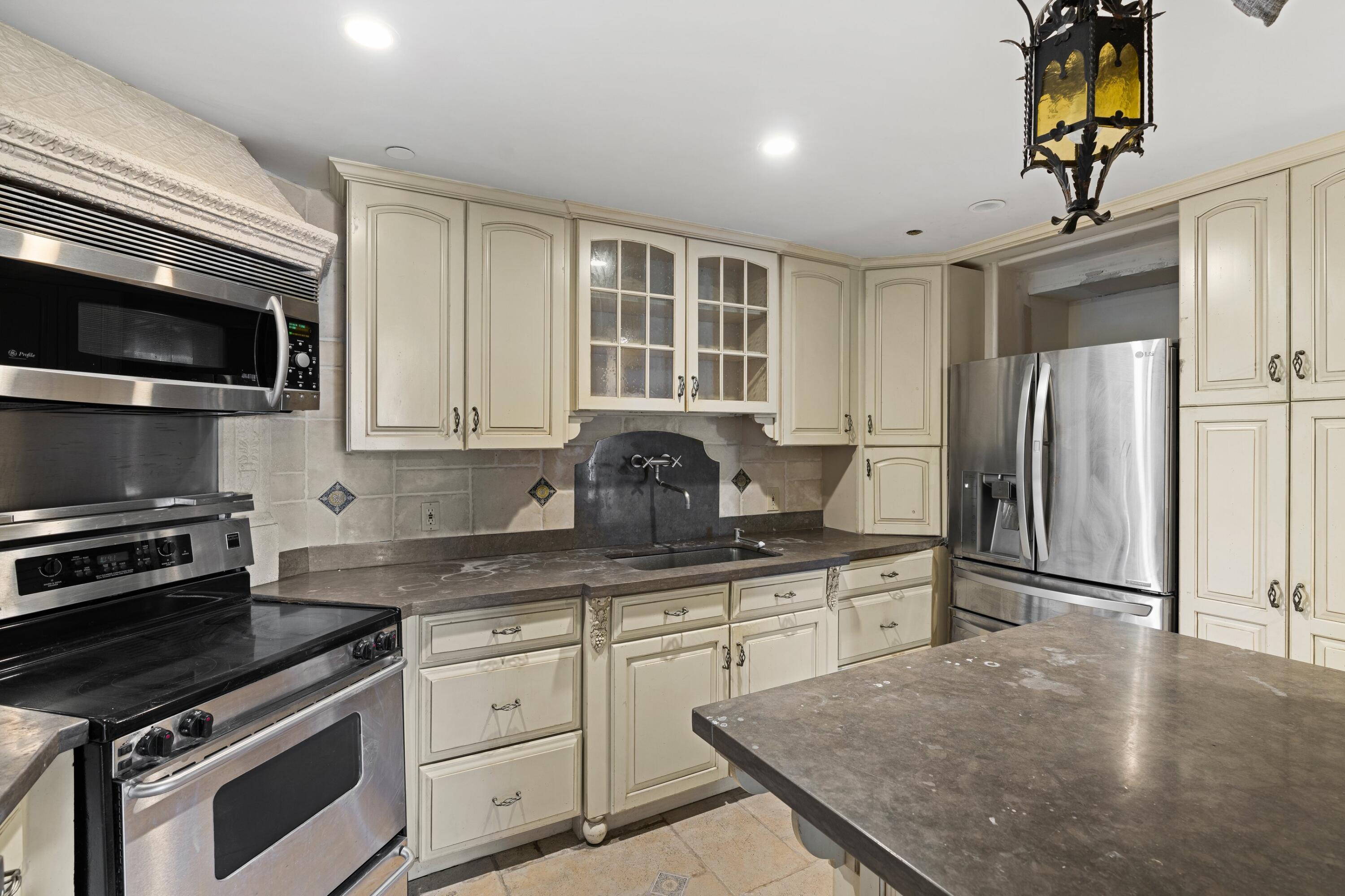 PALM BEACH BILTMORE CONDO - Residential