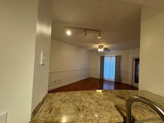 CONDOS AT COURTNEY PARK - Residential Lease