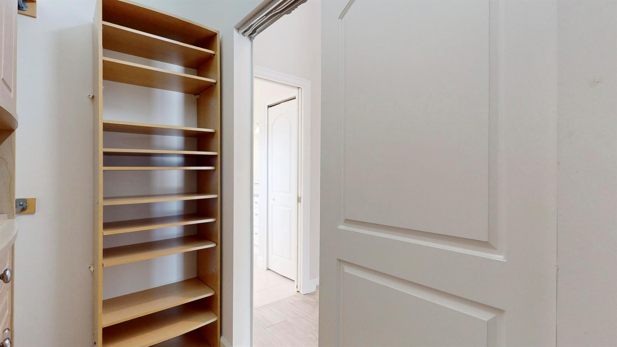 VINEYARDS - Residential