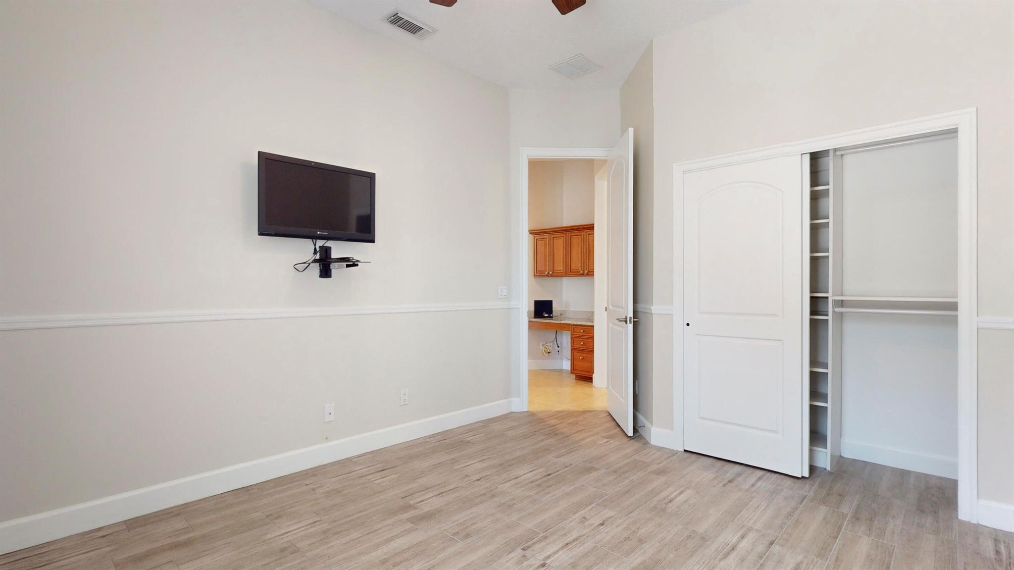 VINEYARDS - Residential