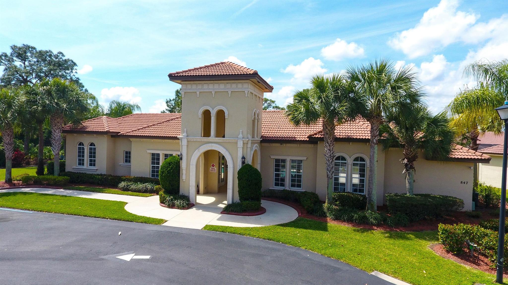 VINEYARDS - Residential