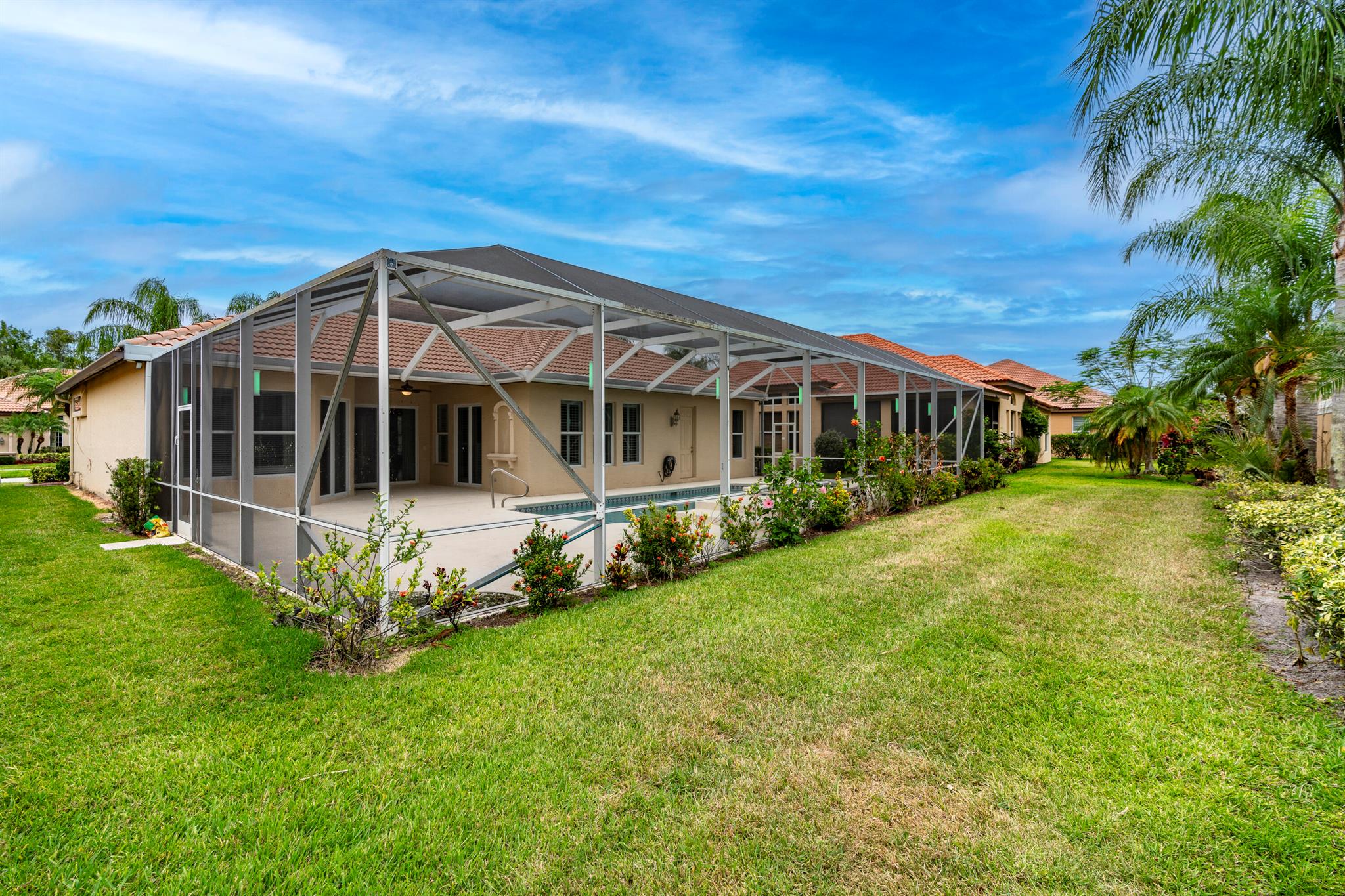 VINEYARDS - Residential