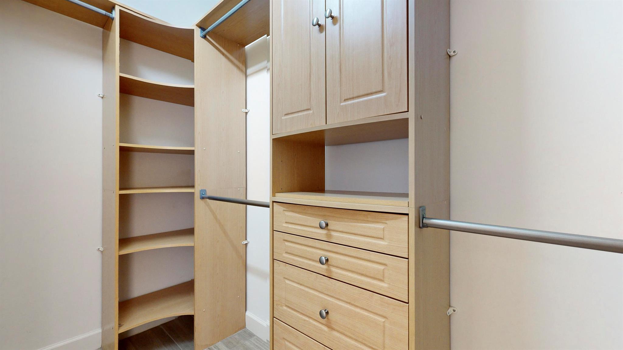 VINEYARDS - Residential