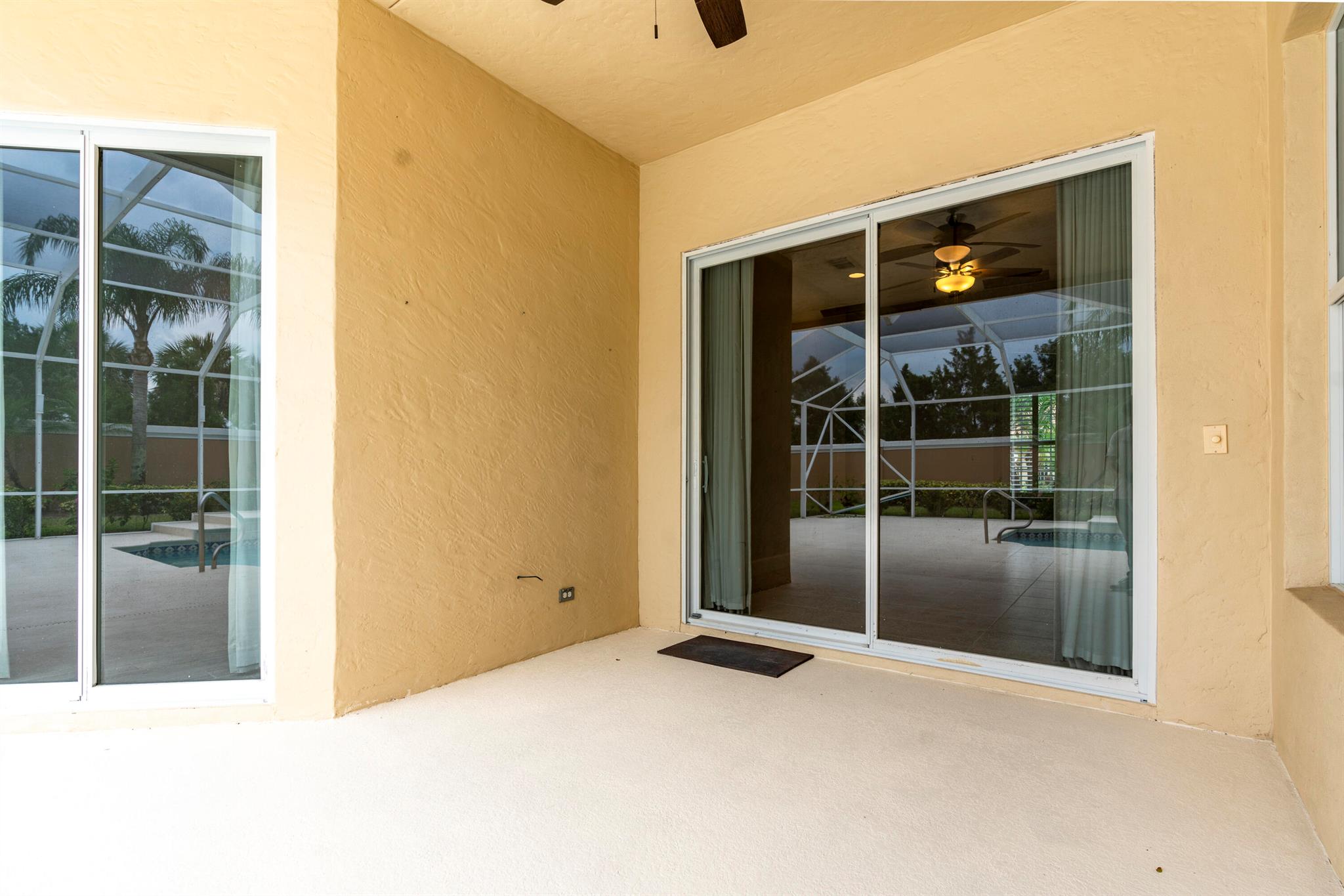 VINEYARDS - Residential