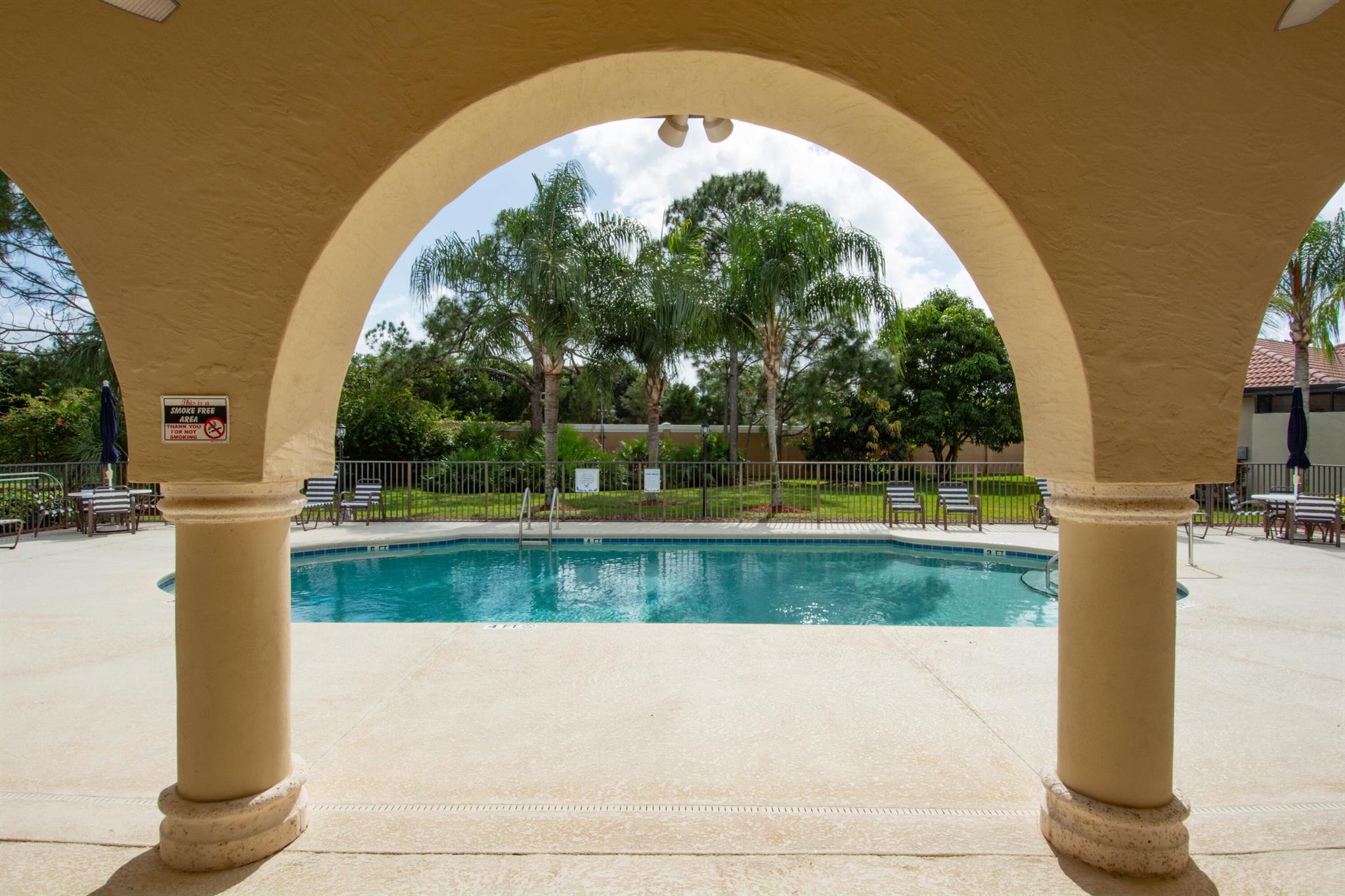 VINEYARDS - Residential